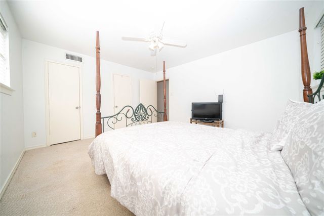 2916 Country Place Court, Carrollton, TX 75006