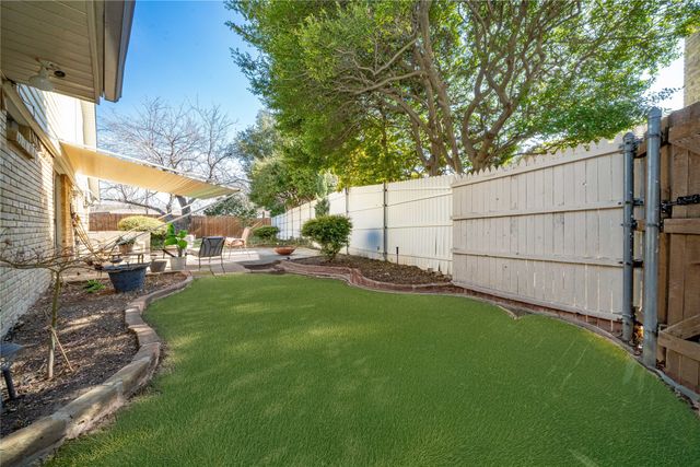 2916 Country Place Court, Carrollton, TX 75006