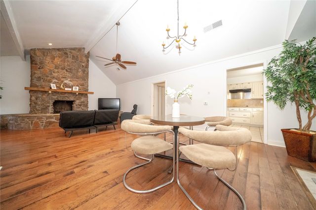 2916 Country Place Court, Carrollton, TX 75006