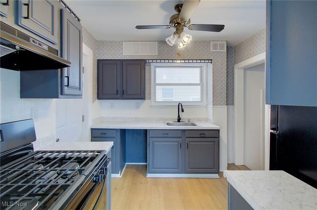 1608 S Liberty Avenue, Alliance, OH 44601