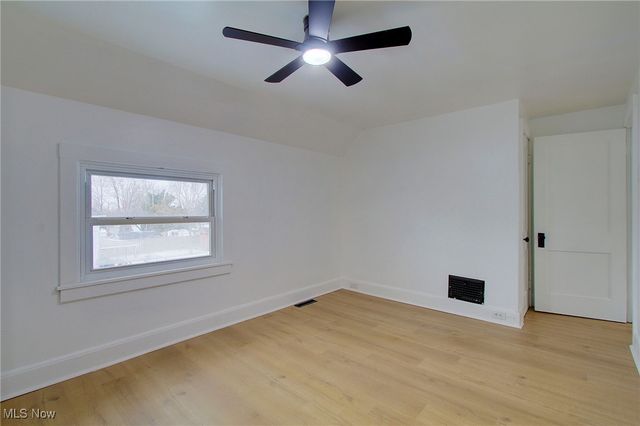 1608 S Liberty Avenue, Alliance, OH 44601