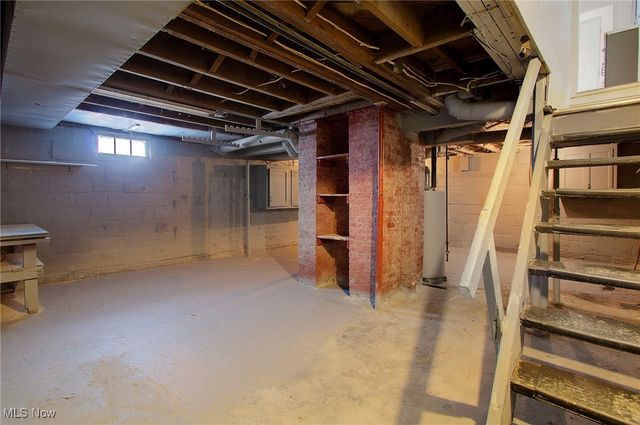 1608 S Liberty Avenue, Alliance, OH 44601