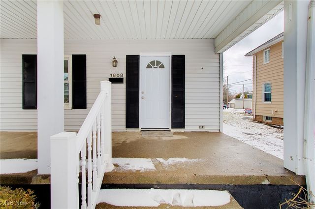 1608 S Liberty Avenue, Alliance, OH 44601