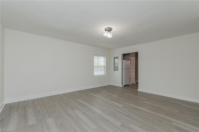 1807 E 4Th Street, Winston-salem, NC 27101