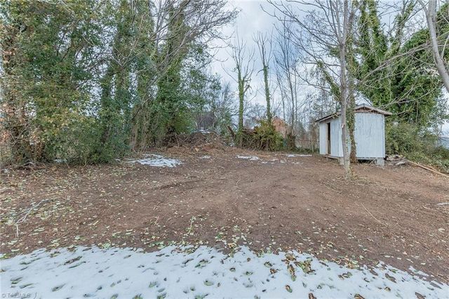 1807 E 4Th Street, Winston-salem, NC 27101