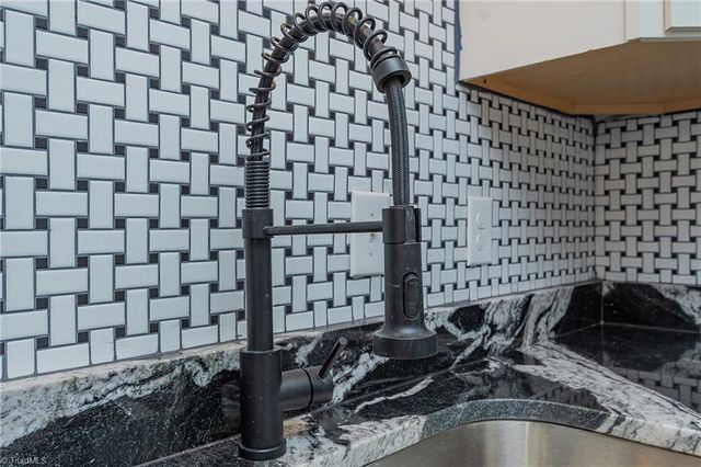 1807 E 4Th Street, Winston-salem, NC 27101