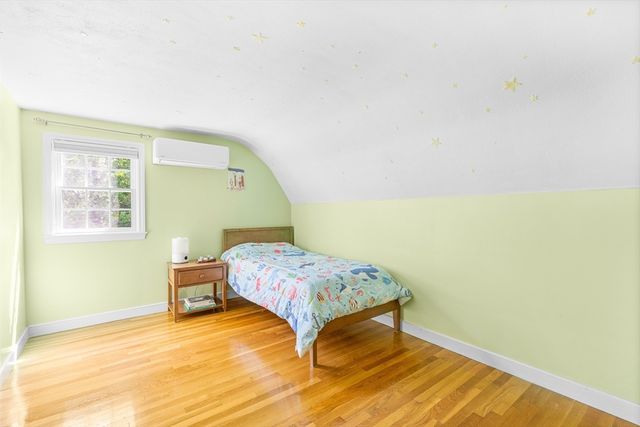 6 Crestview Dr, Westborough, MA 01581