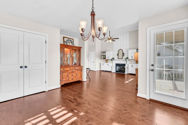 317 Ivy Bend Cir, Clarksville, TN 37043