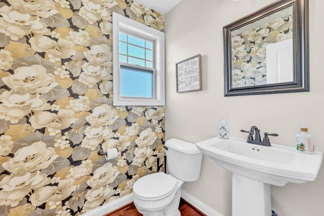 317 Ivy Bend Cir, Clarksville, TN 37043