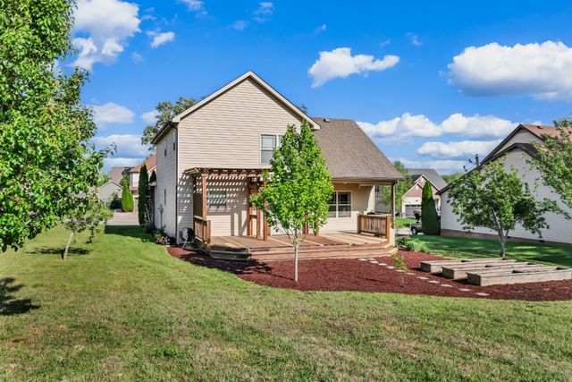 317 Ivy Bend Cir, Clarksville, TN 37043