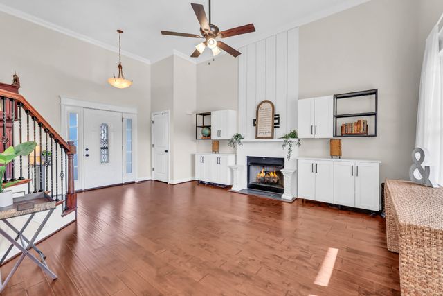 317 Ivy Bend Cir, Clarksville, TN 37043