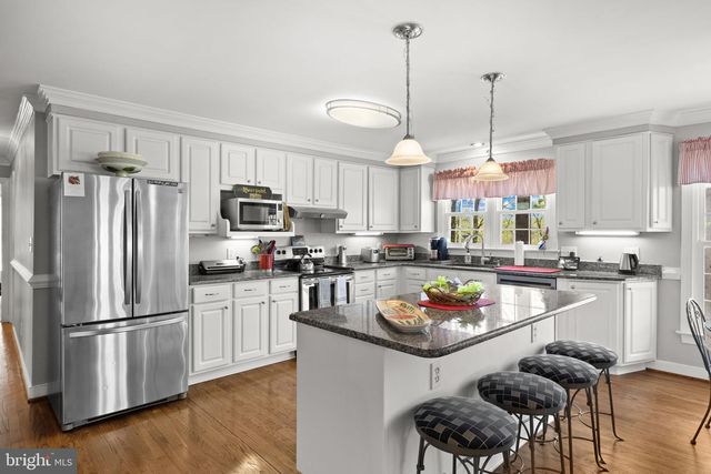 5513 RIVER RD, Fredericksburg, VA 22407