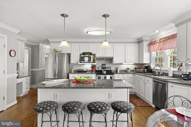 5513 RIVER RD, Fredericksburg, VA 22407