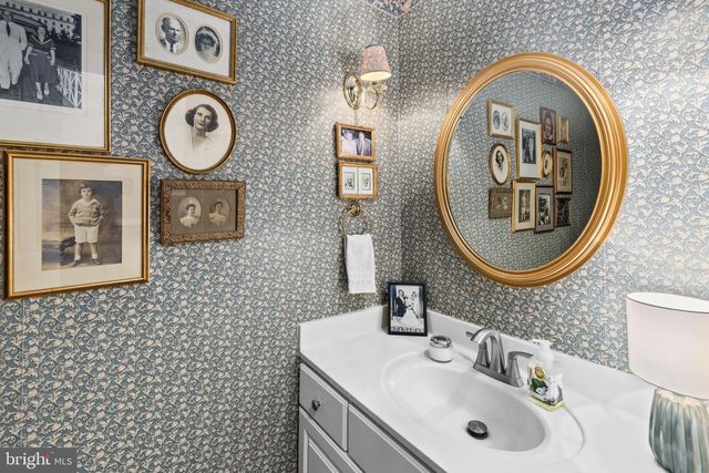 5513 RIVER RD, Fredericksburg, VA 22407