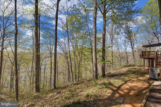 5513 RIVER RD, Fredericksburg, VA 22407