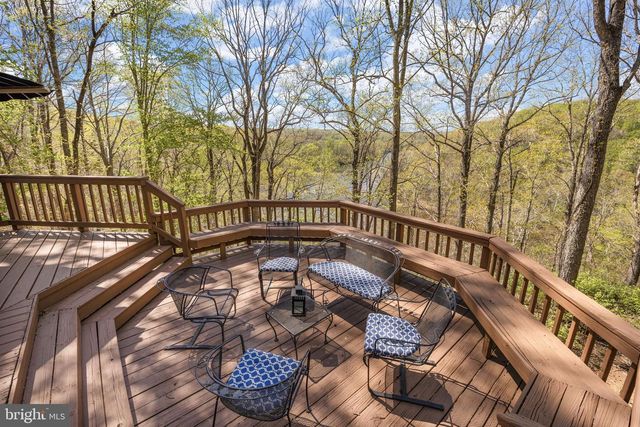 5513 RIVER RD, Fredericksburg, VA 22407