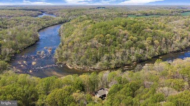 5513 RIVER RD, Fredericksburg, VA 22407