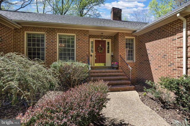 5513 RIVER RD, Fredericksburg, VA 22407