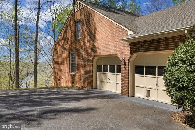 5513 RIVER RD, Fredericksburg, VA 22407