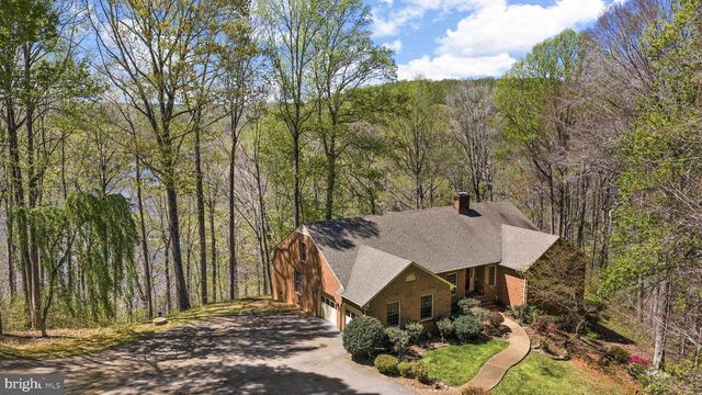 5513 RIVER RD, Fredericksburg, VA 22407