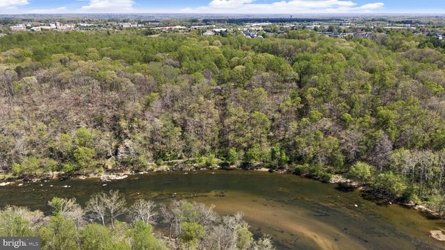 5513 RIVER RD, Fredericksburg, VA 22407