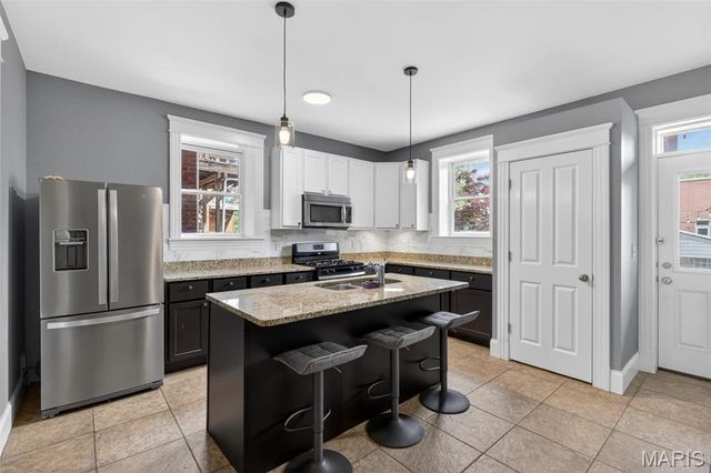 3434 Humphrey Street, St Louis, MO 63118