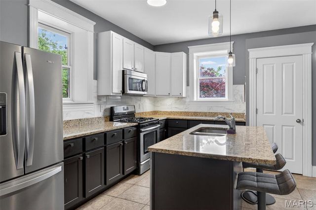 3434 Humphrey Street, St Louis, MO 63118