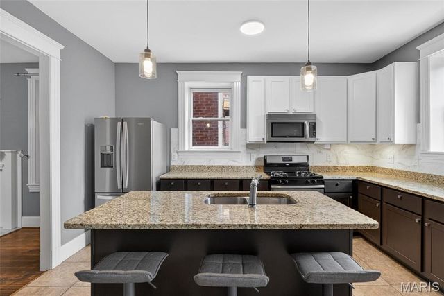 3434 Humphrey Street, St Louis, MO 63118