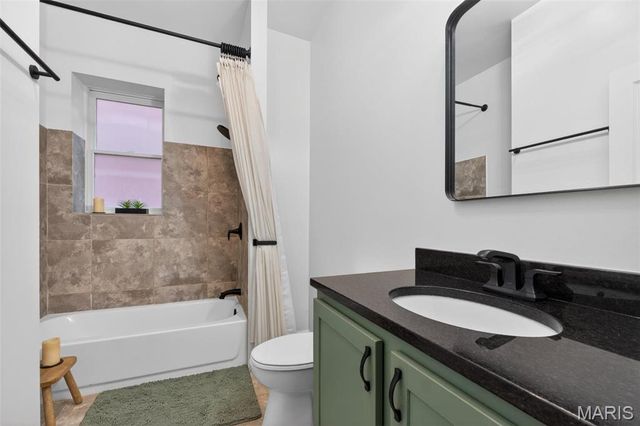 3434 Humphrey Street, St Louis, MO 63118