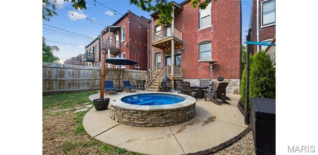 3434 Humphrey Street, St Louis, MO 63118