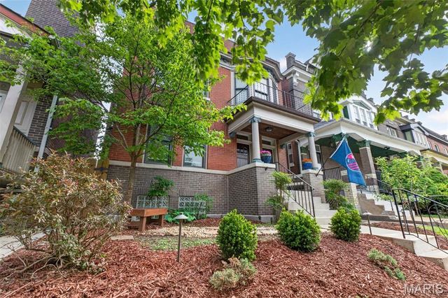 3434 Humphrey Street, St Louis, MO 63118