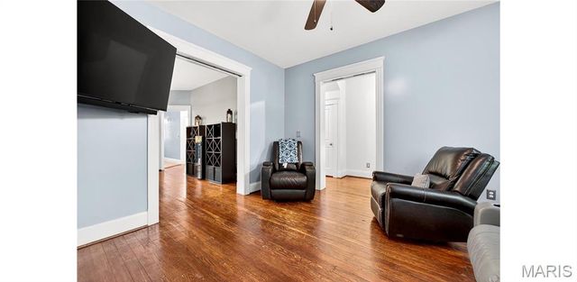 3434 Humphrey Street, St Louis, MO 63118
