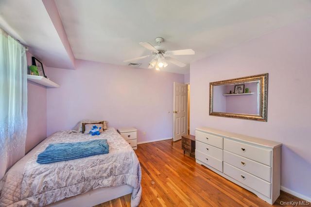 28 Penn Drive, Dix Hills, NY 11746