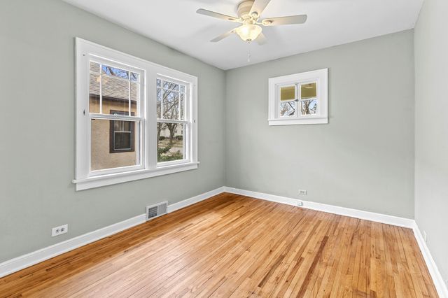 3301 44th Avenue S, Minneapolis, MN 55406