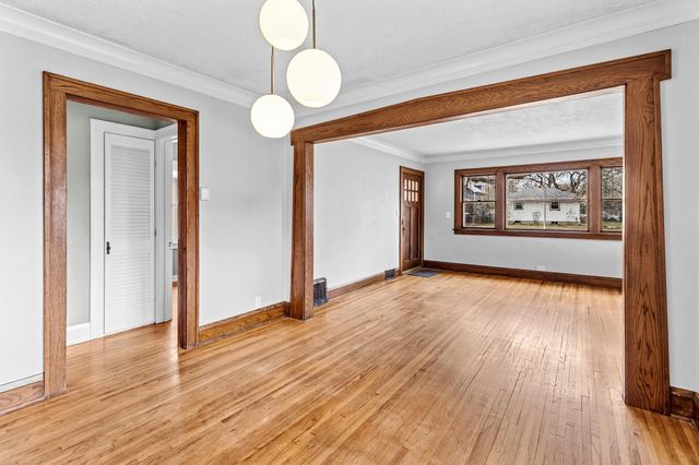 3301 44th Avenue S, Minneapolis, MN 55406