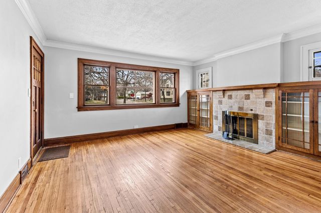 3301 44th Avenue S, Minneapolis, MN 55406