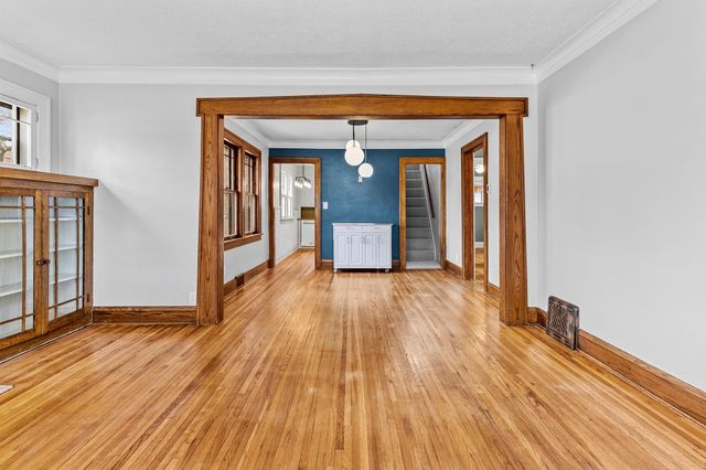 3301 44th Avenue S, Minneapolis, MN 55406