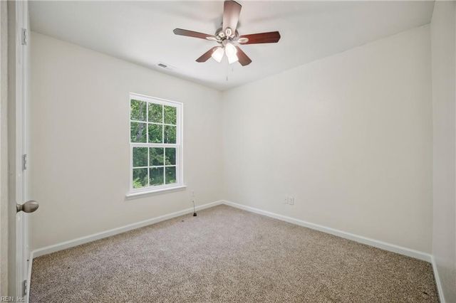 105 Navajo TRL, Portsmouth, VA 23701