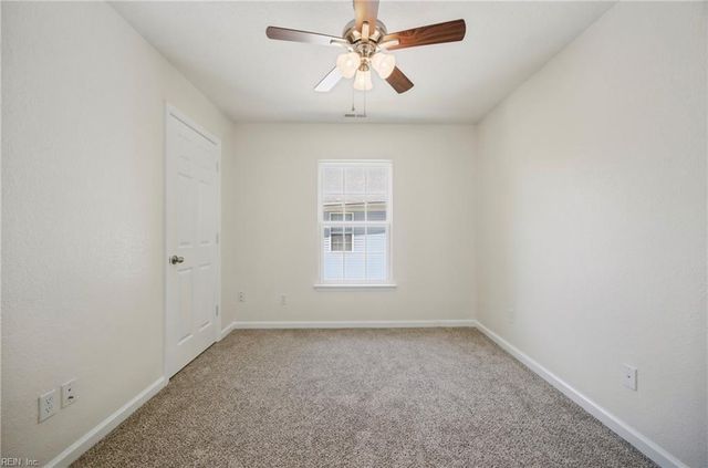 105 Navajo TRL, Portsmouth, VA 23701