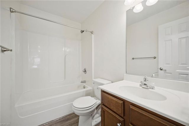 105 Navajo TRL, Portsmouth, VA 23701
