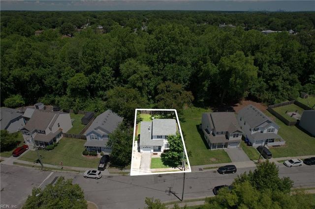 105 Navajo TRL, Portsmouth, VA 23701