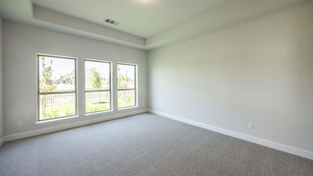 132 Hadleigh DR, Hutto, TX 78634