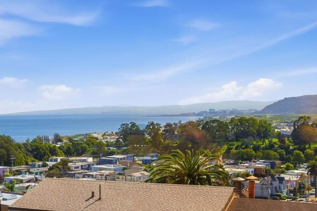 63 Lois Lane, San Francisco, CA 94134