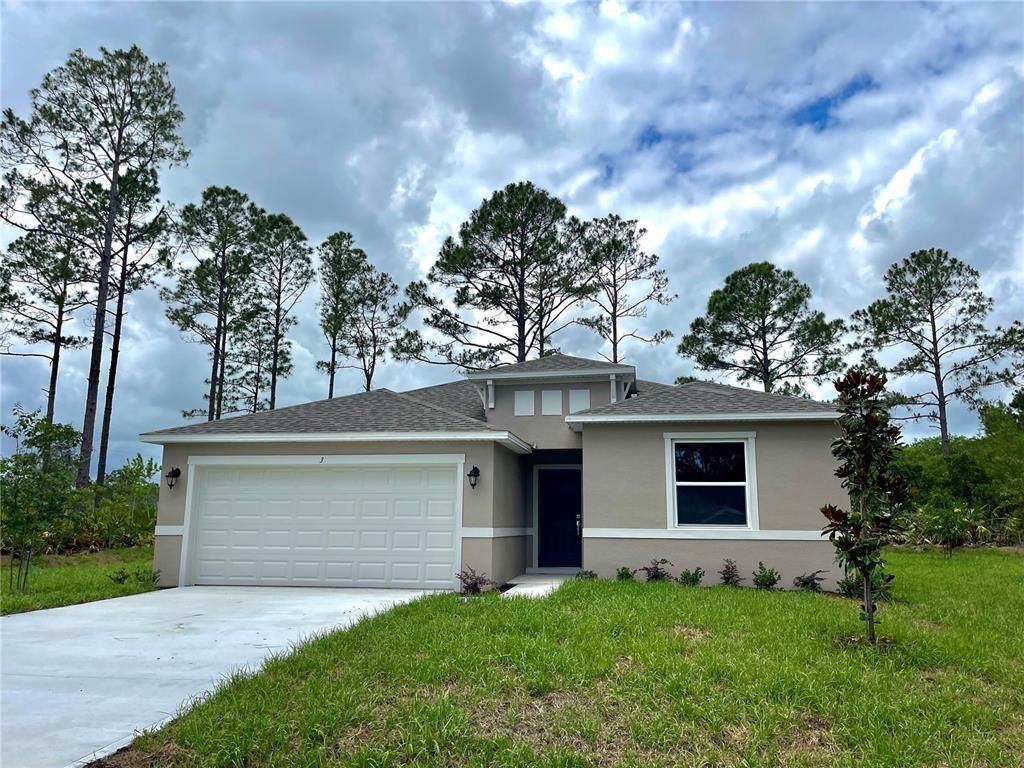Image 1 of property listing at 3 Senorita PLACE, Palm Coast, FL 32164