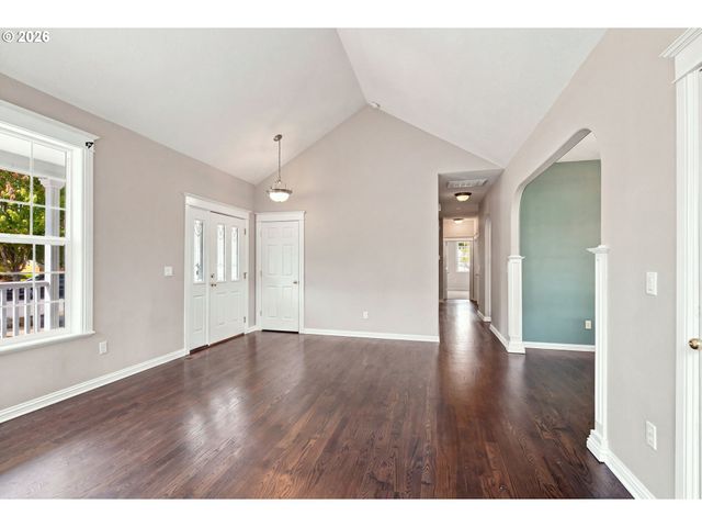 2380 Nw SHADDEN Dr, Mc Minnville, OR 97128