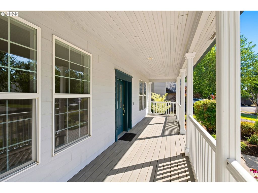 Image 6 of property listing at 2380 Nw SHADDEN Dr, Mc Minnville, OR 97128