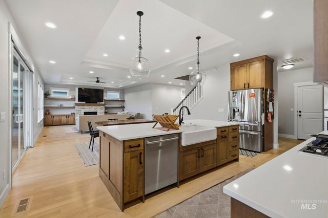 3936 W Farm View Drive, Boise, ID 83714