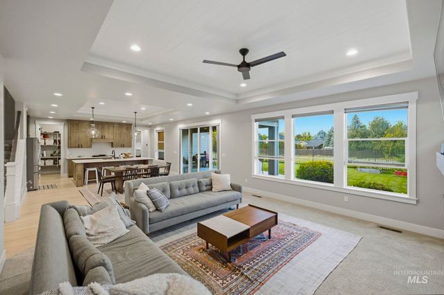 3936 W Farm View Drive, Boise, ID 83714