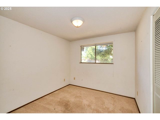 2262 Nw PINEHURST Dr, Mc Minnville, OR 97128