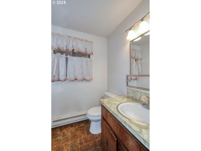 2262 Nw PINEHURST Dr, Mc Minnville, OR 97128